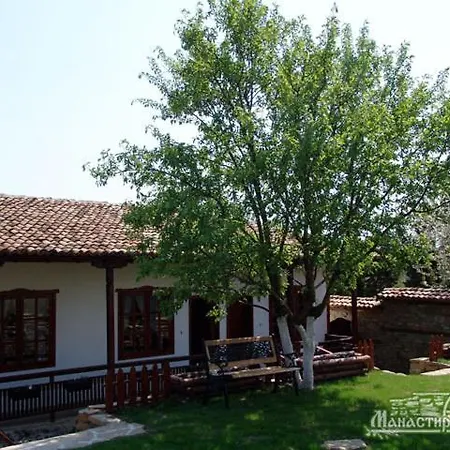 Хотел Manastirski Rid 3*